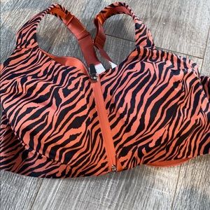 Victoria’s Secret PINK Sports Bra
